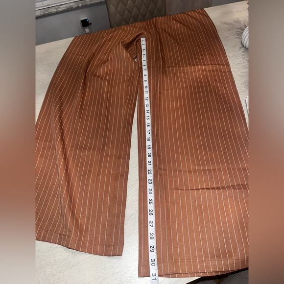 Jumpsuit Set Taupe - Picture 9 of 9